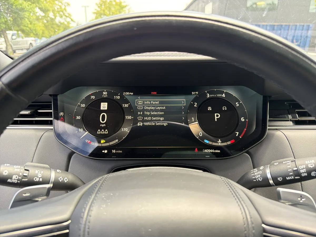 2023 Land Rover Range Rover First Edition thumbnail 10