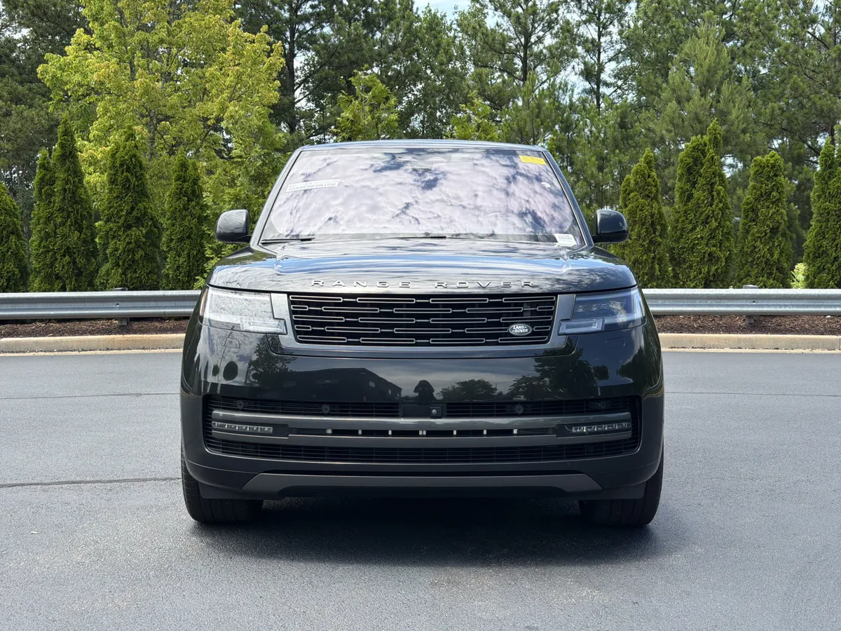2023 Land Rover Range Rover First Edition thumbnail 12