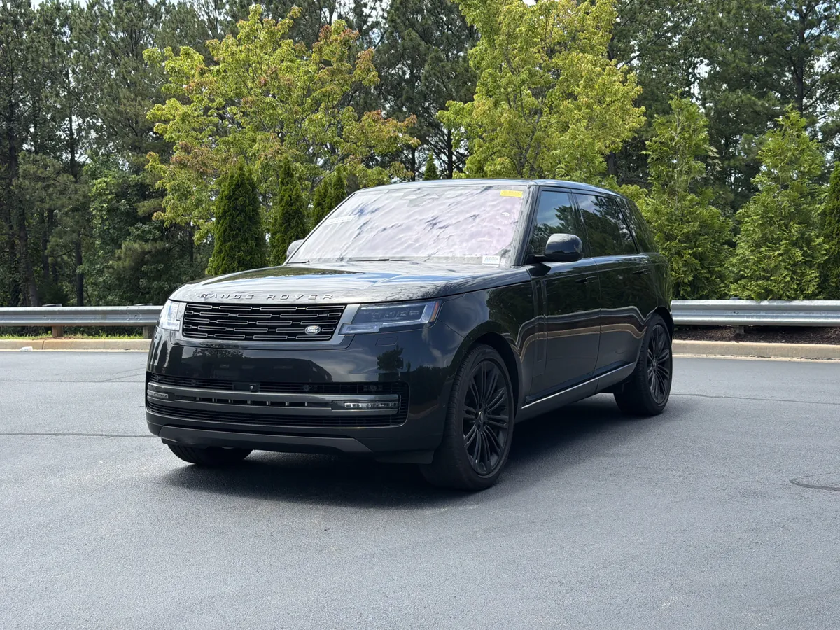 2023 Land Rover Range Rover First Edition thumbnail 13