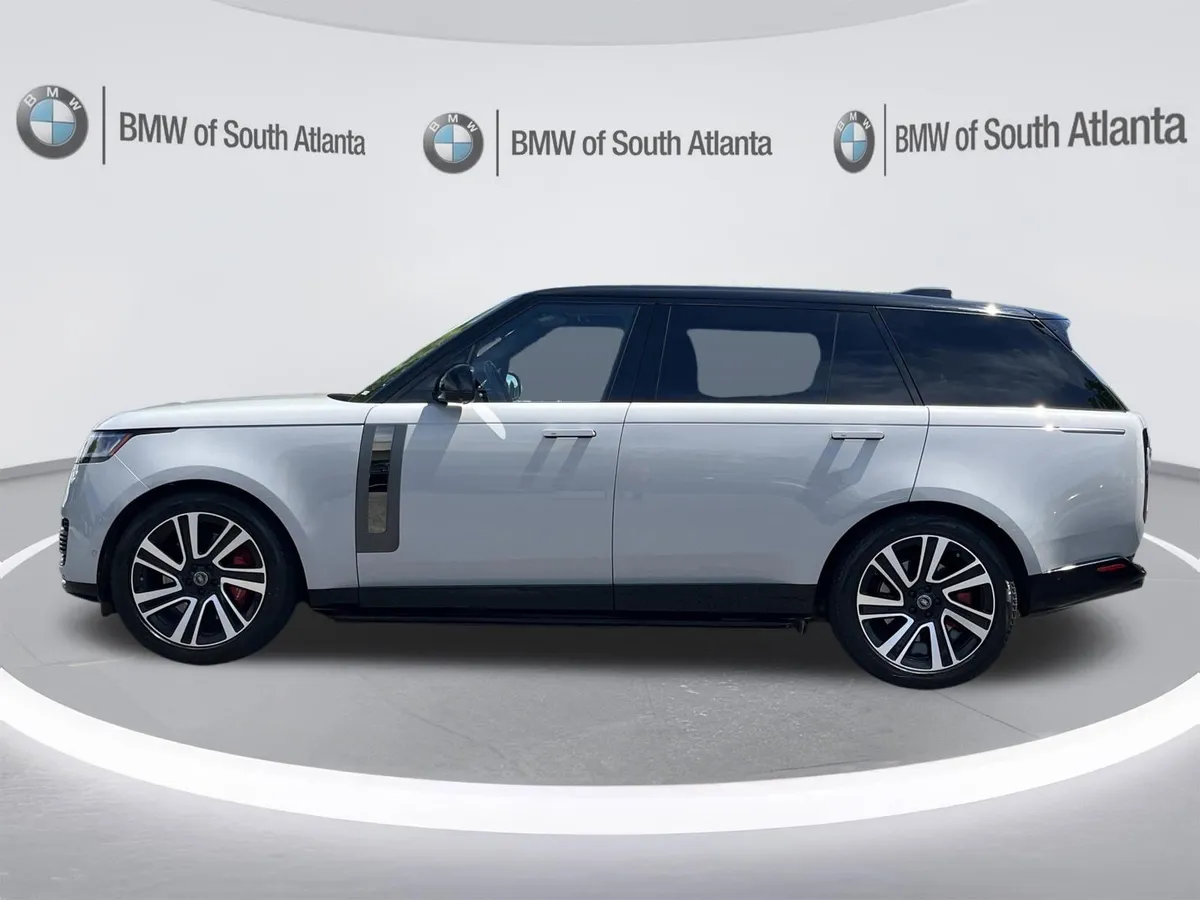 2023 Land Rover Range Rover SV thumbnail 21