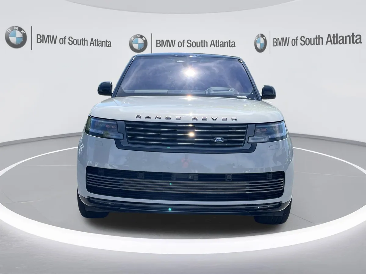 2023 Land Rover Range Rover SV thumbnail 27