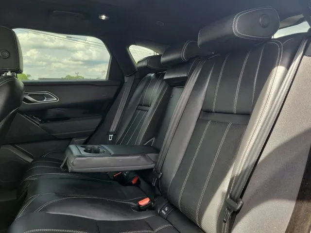 2023 Land Rover Range Rover Velar R-Dynamic S MHEV thumbnail 27