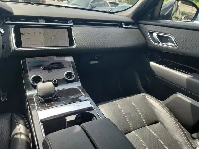 2023 Land Rover Range Rover Velar R-Dynamic S MHEV thumbnail 29