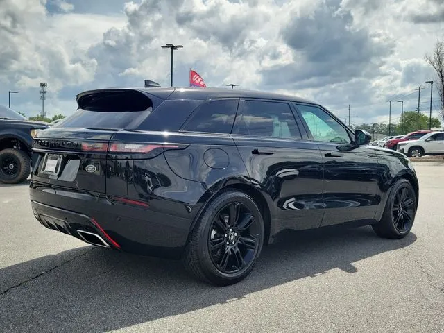 2023 Land Rover Range Rover Velar R-Dynamic S MHEV thumbnail 4