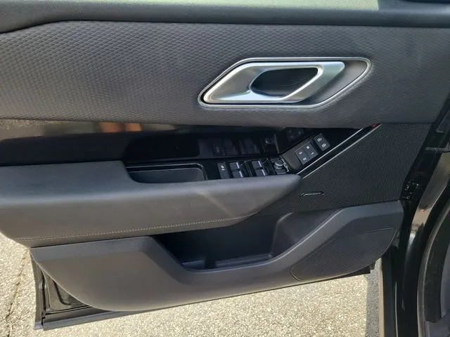 2023 Land Rover Range Rover Velar R-Dynamic S MHEV thumbnail 8