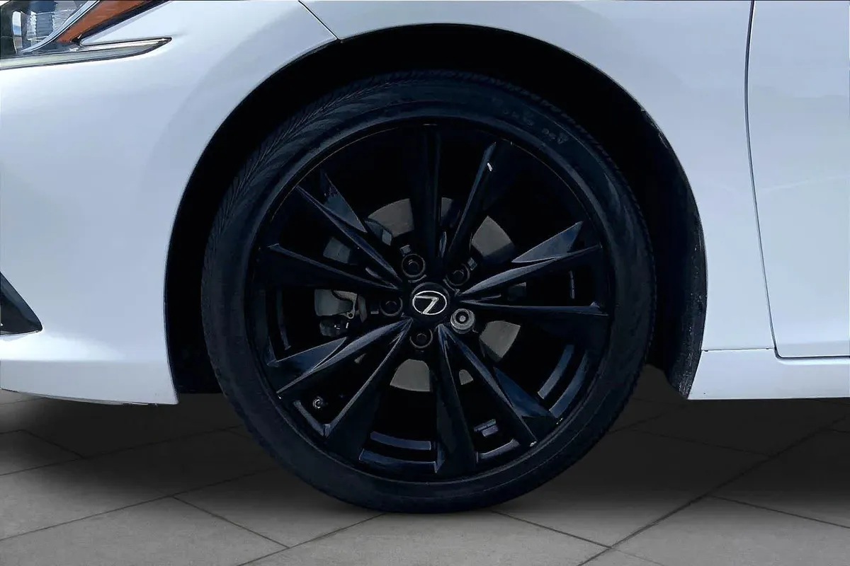 2023 Lexus ES 350 F SPORT Handling thumbnail 11