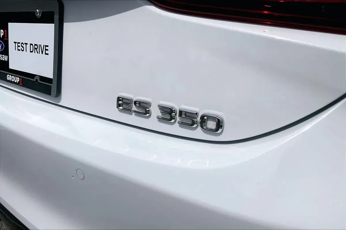 2023 Lexus ES 350 F SPORT Handling thumbnail 31