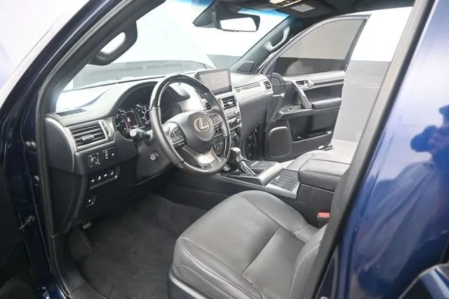 2023 Lexus GX 460 thumbnail 6