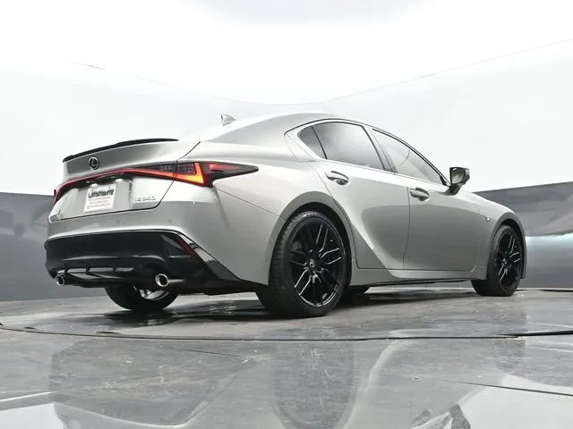 2023 Lexus IS 350 F SPORT thumbnail 27