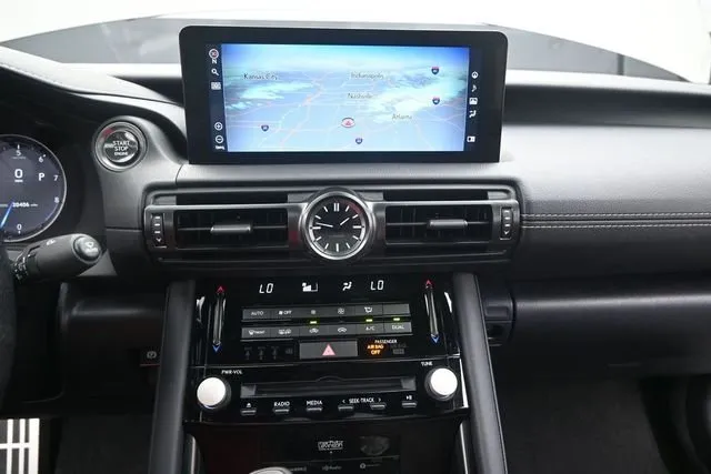 2023 Lexus IS 350 F SPORT thumbnail 7