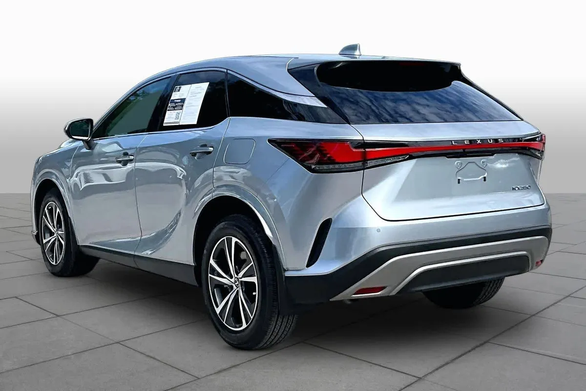 2023 Lexus RX 350 thumbnail 12
