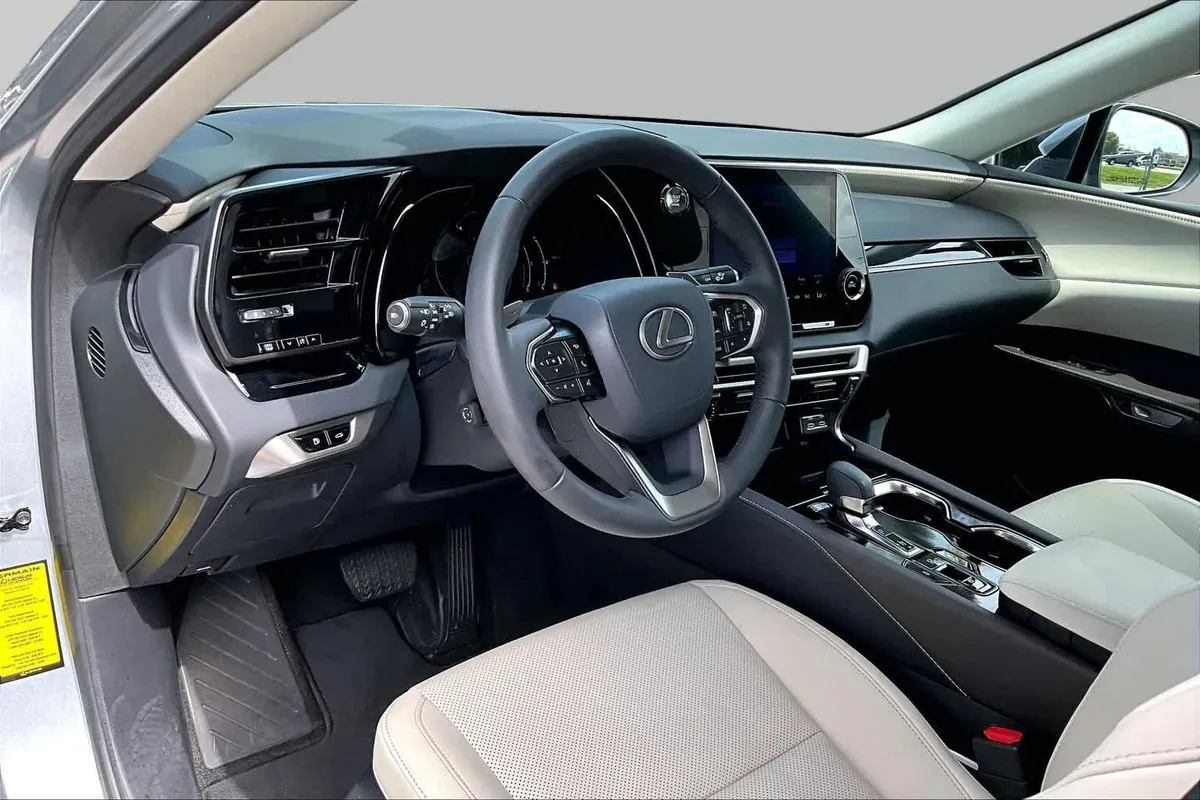 2023 Lexus RX 350 thumbnail 18