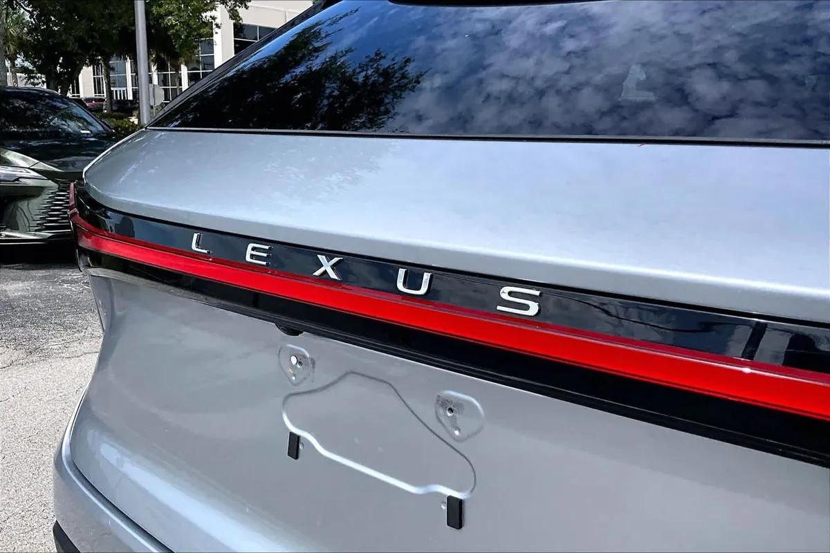 2023 Lexus RX 350 thumbnail 31