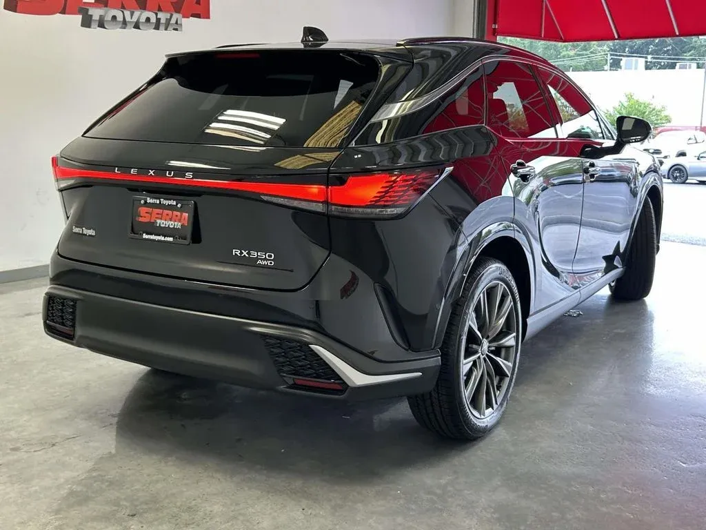 2023 Lexus RX 350 F Sport Handling thumbnail 3