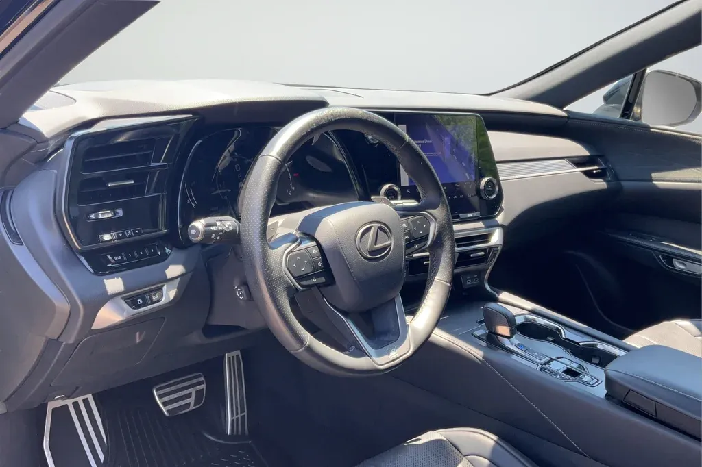 2023 Lexus RX 350 F Sport Handling thumbnail 25