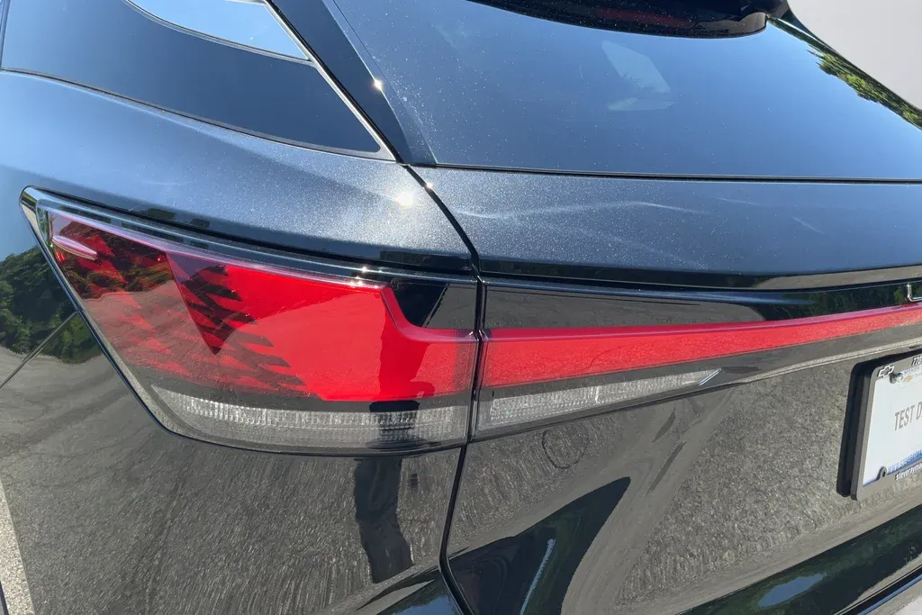 2023 Lexus RX 350 F Sport Handling thumbnail 27