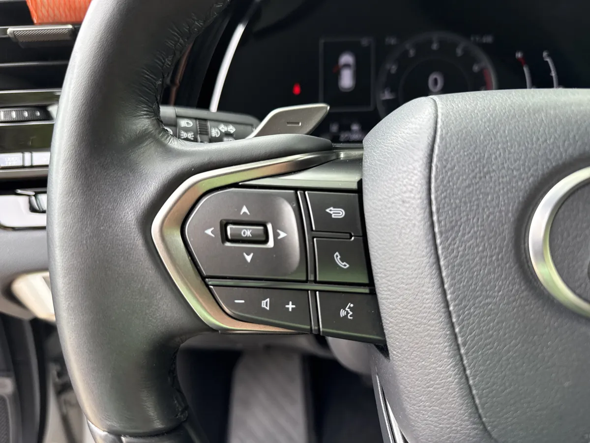 2023 Lexus RX RX 350 Premium thumbnail 24