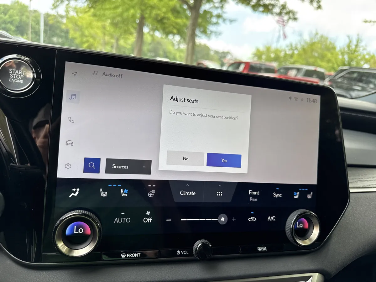 2023 Lexus RX RX 350 Premium thumbnail 27