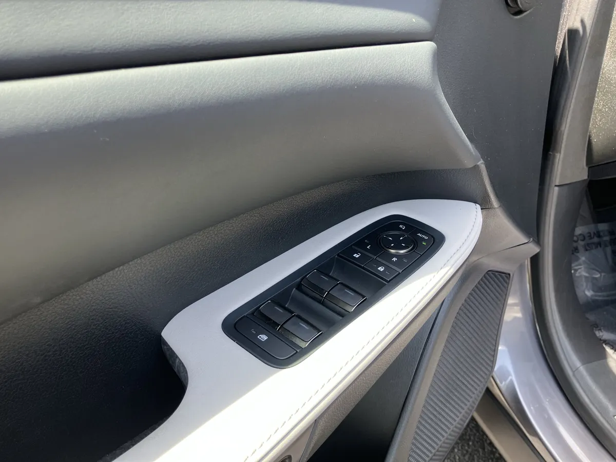 2023 Lexus RX RX 350 Premium FWD thumbnail 15