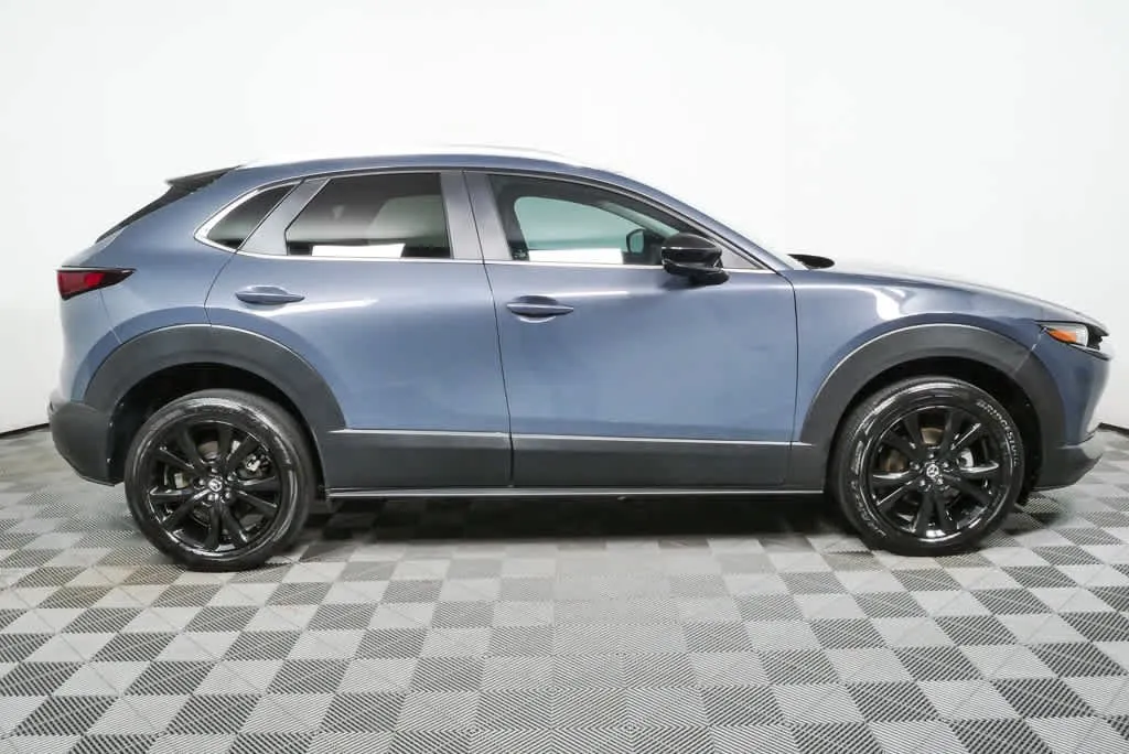 2023 MAZDA CX-30 2.5 S Carbon Edition thumbnail 2