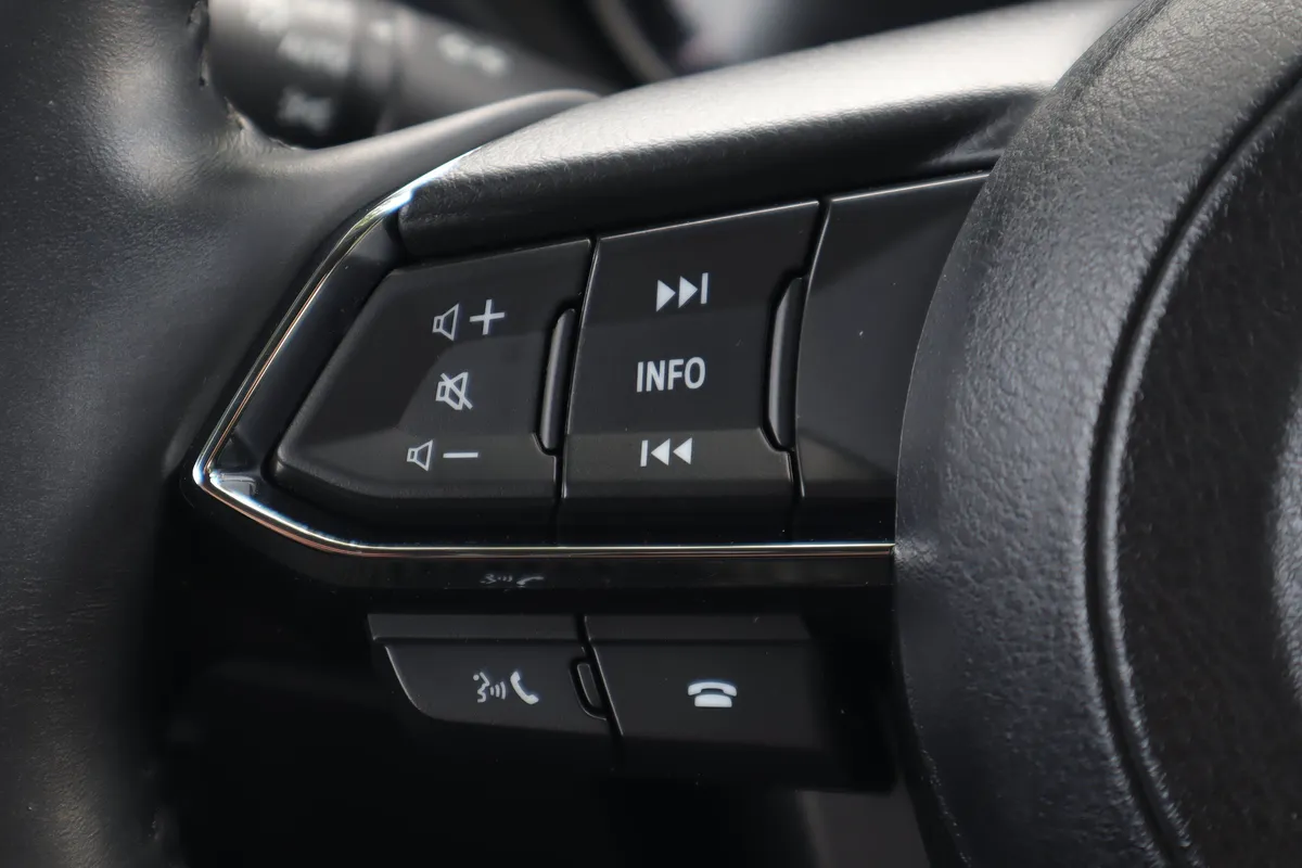 2023 Mazda CX-5 2.5 S Preferred Package thumbnail 16