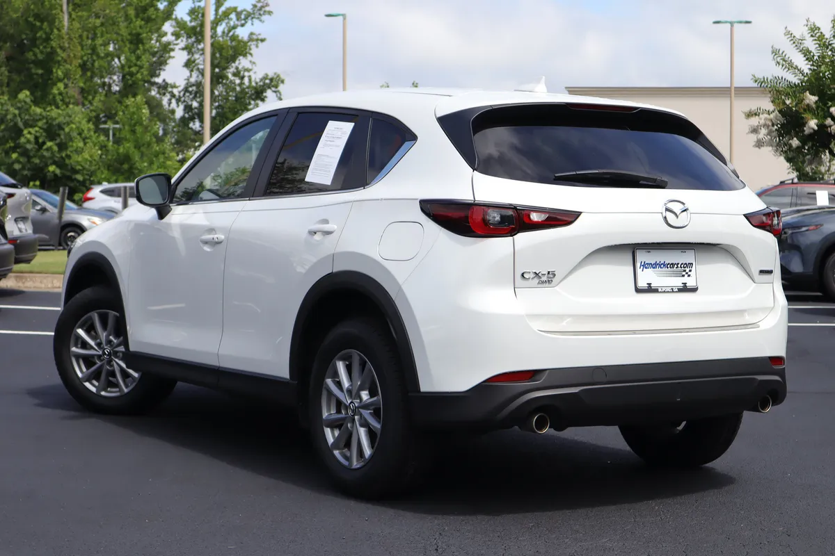 2023 Mazda CX-5 2.5 S Preferred Package thumbnail 2