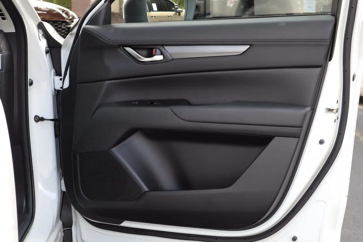 2023 Mazda CX-5 2.5 S Preferred Package thumbnail 26