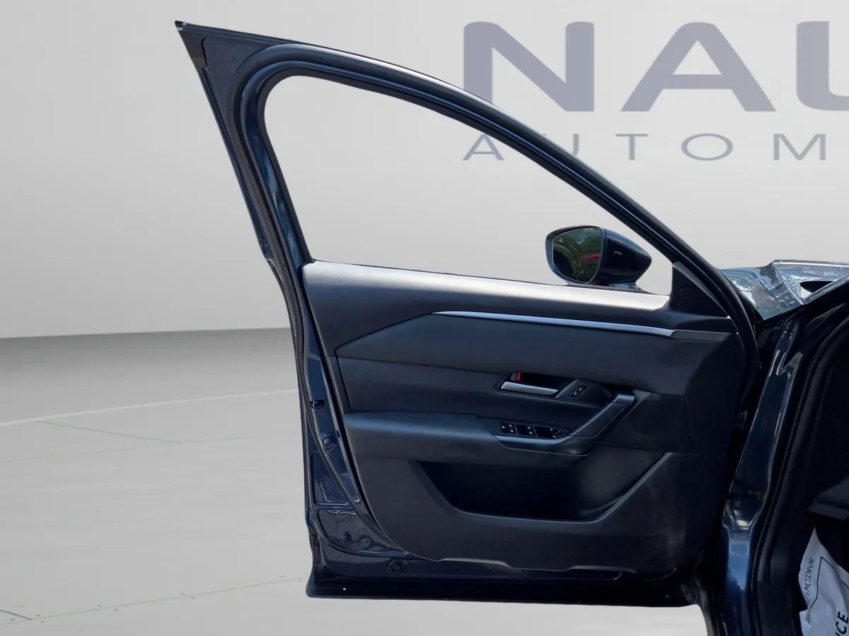 2023 Mazda CX-50 2.5 S Preferred Plus Package thumbnail 31