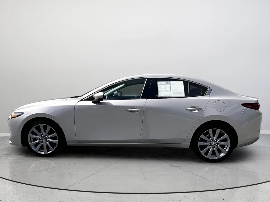 2023 Mazda Mazda3 2.5 S Select Package Base thumbnail 10