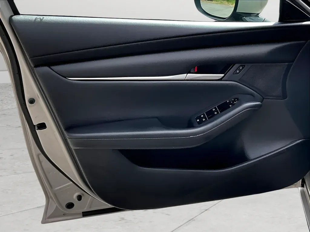 2023 Mazda Mazda3 2.5 S Select Package Base thumbnail 21