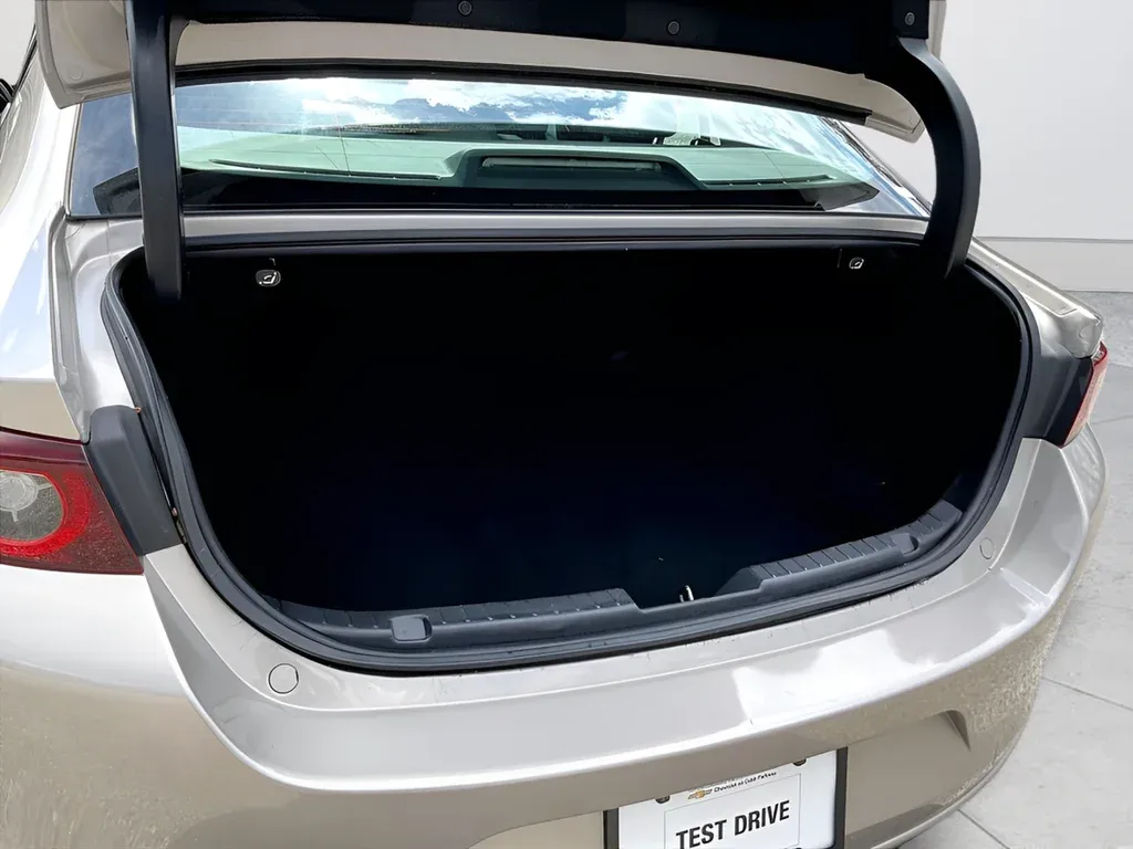 2023 Mazda Mazda3 2.5 S Select Package Base thumbnail 22