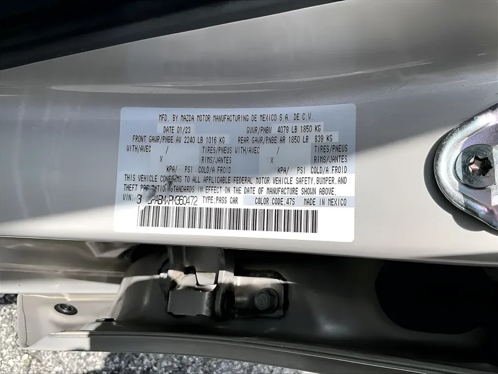 2023 Mazda Mazda3 2.5 S Select Package Base thumbnail 28