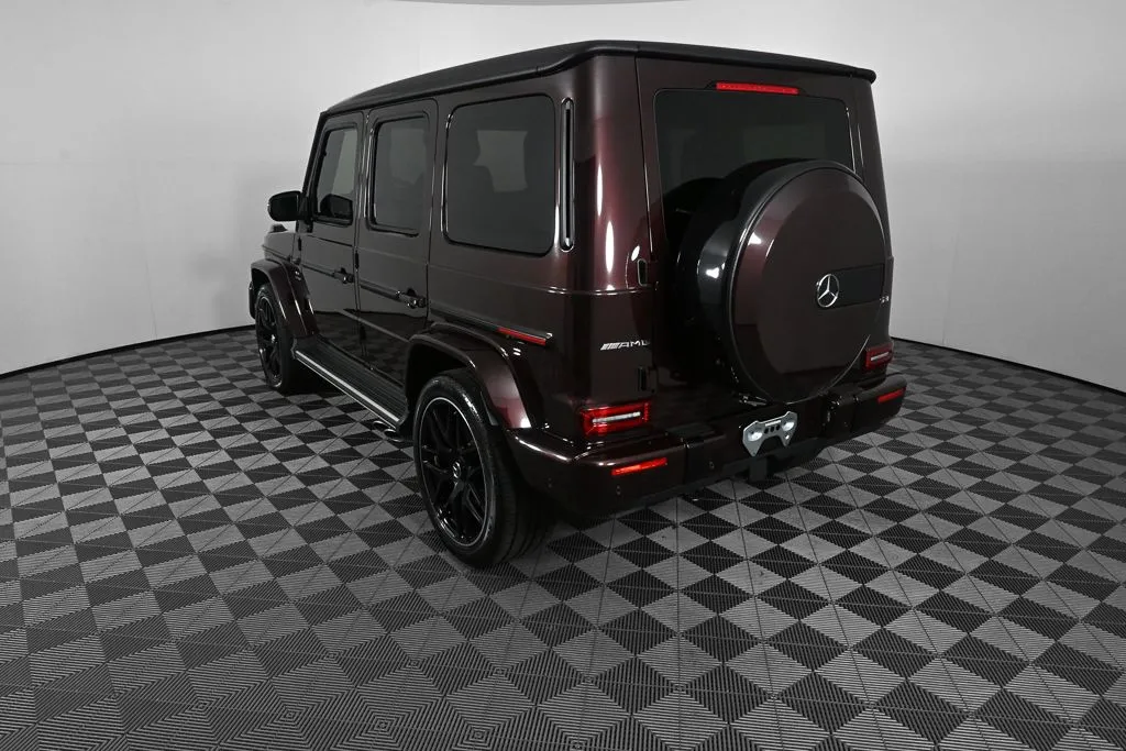 2023 Mercedes-Benz AMG G 63 thumbnail 4