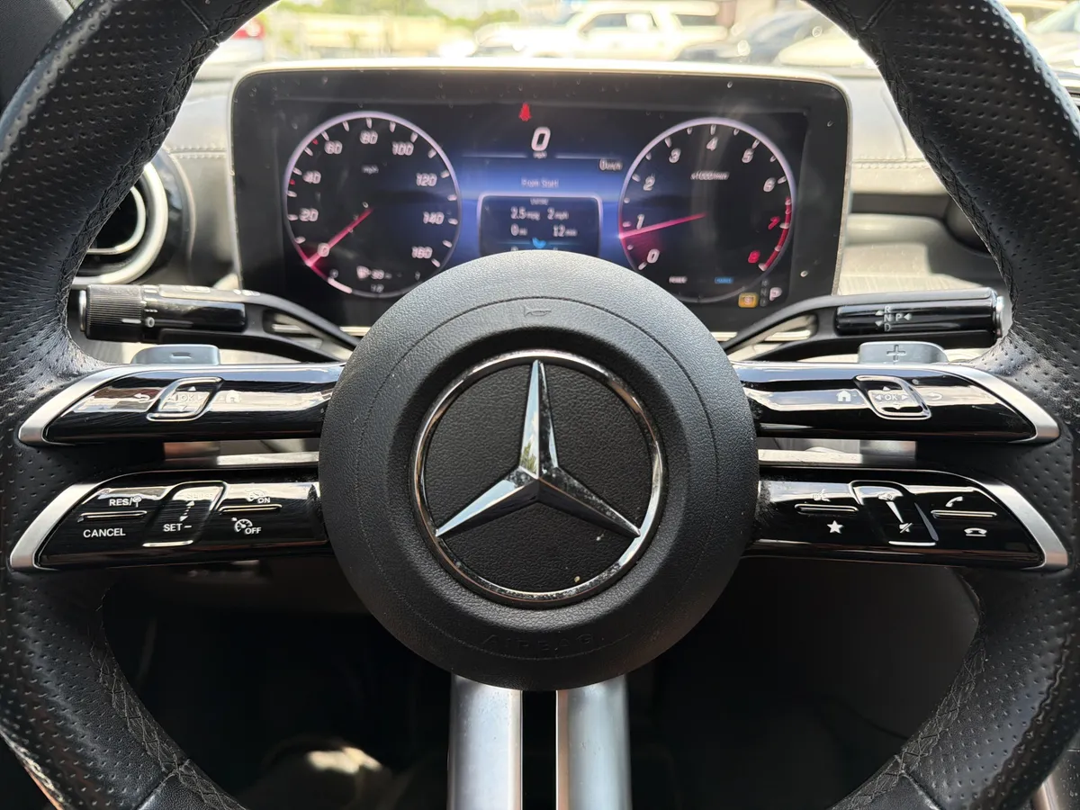 2023 Mercedes-Benz C-Class C 300 thumbnail 9