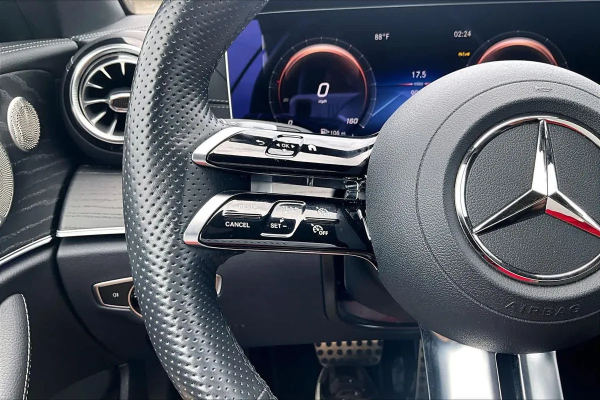 2023 Mercedes-Benz E 450 E 450 thumbnail 24