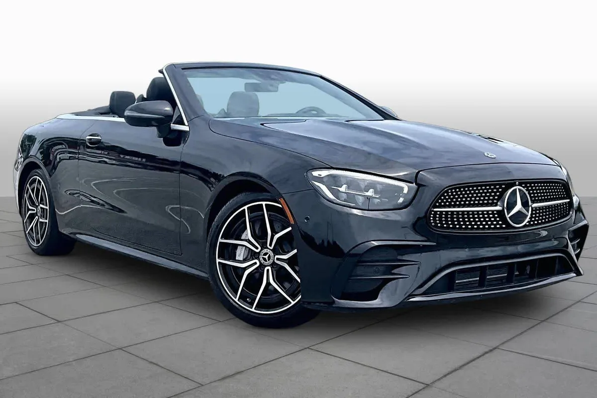 2023 Mercedes-Benz E 450 E 450 thumbnail 3