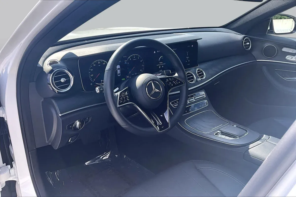 2023 Mercedes-Benz E 450 E 450 thumbnail 18