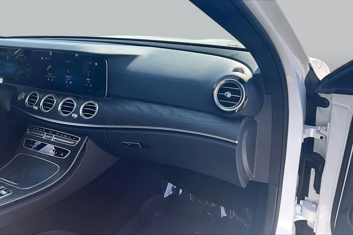 2023 Mercedes-Benz E 450 E 450 thumbnail 19
