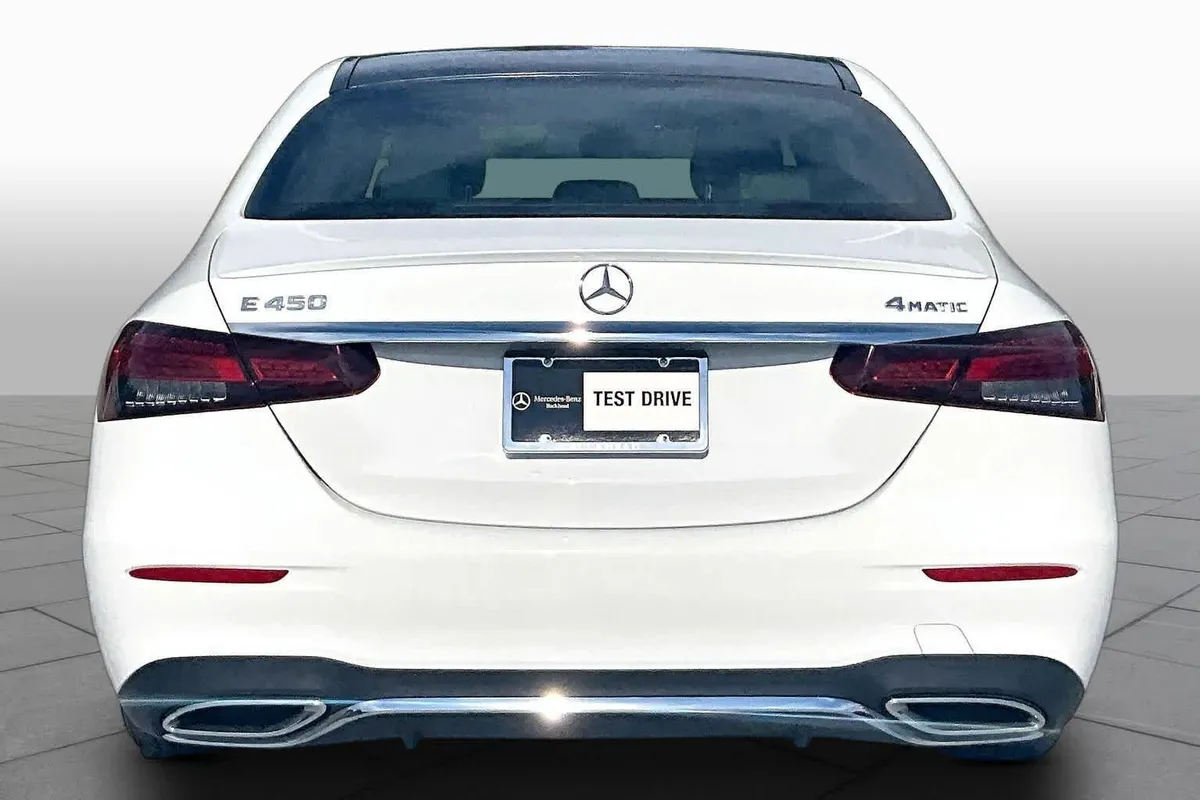 2023 Mercedes-Benz E 450 E 450 thumbnail 5
