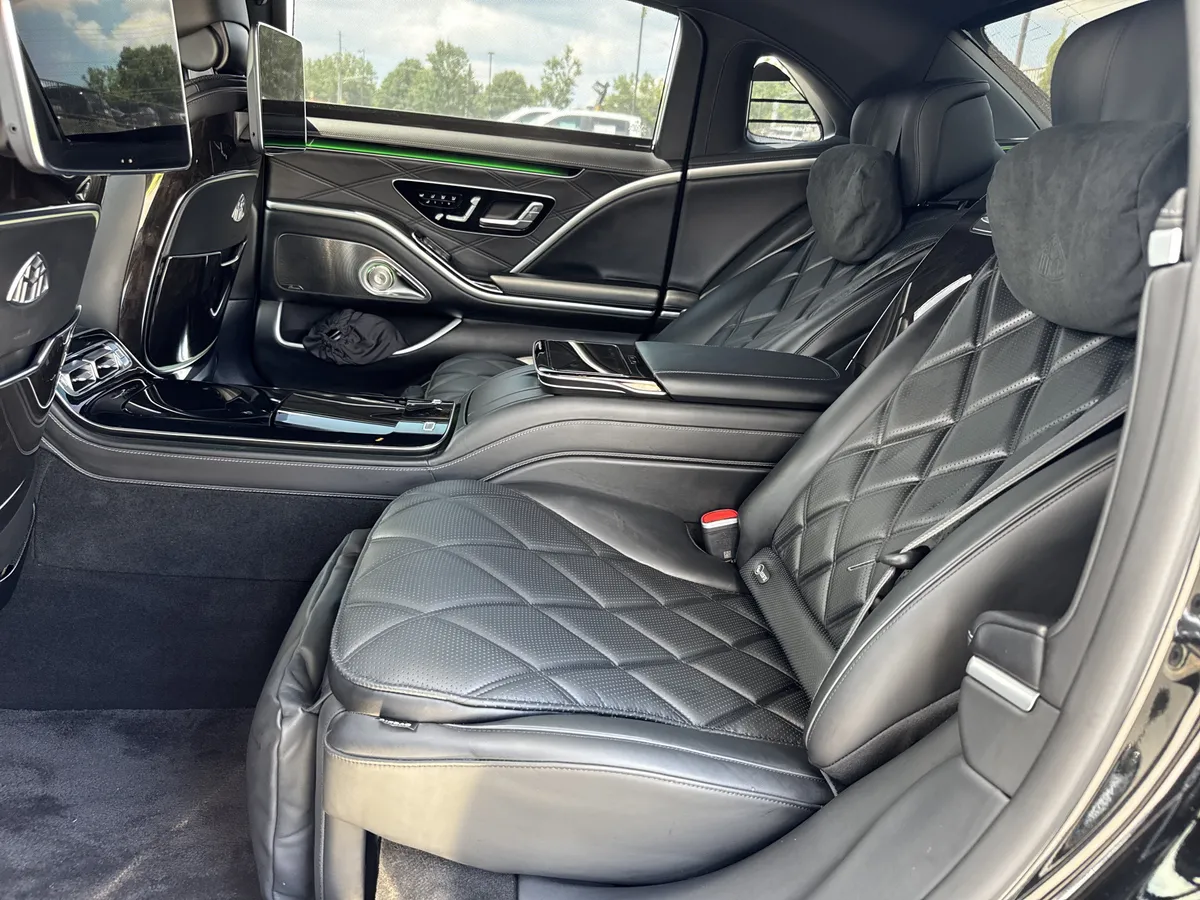 2023 Mercedes-Benz S-Class Maybach S 580 thumbnail 32