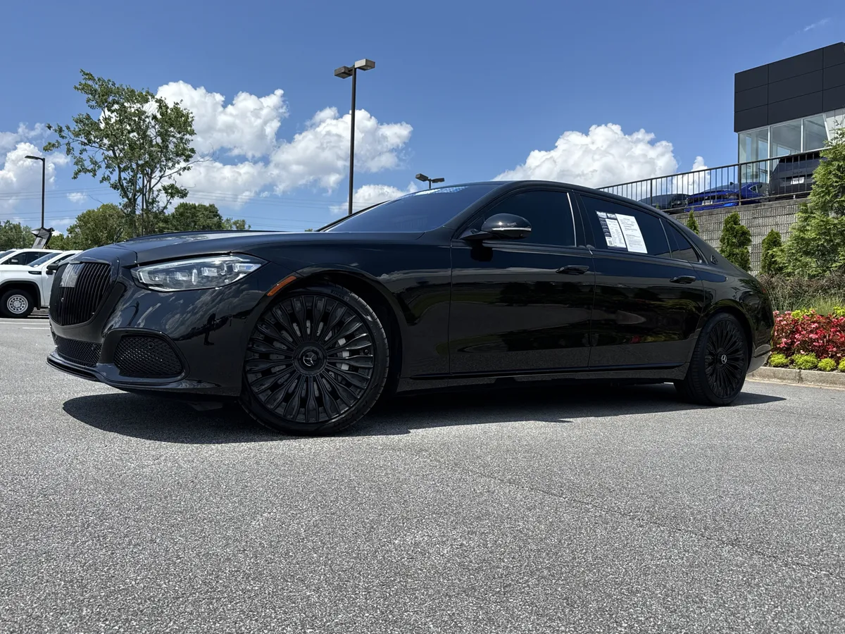 2023 Mercedes-Benz S-Class Maybach S 580 thumbnail 4