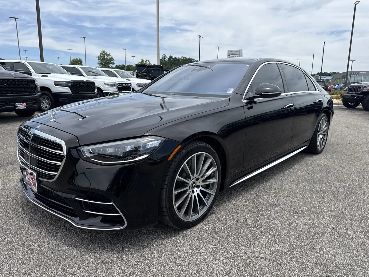 2023 Mercedes-Benz S-Class S 500 thumbnail 3