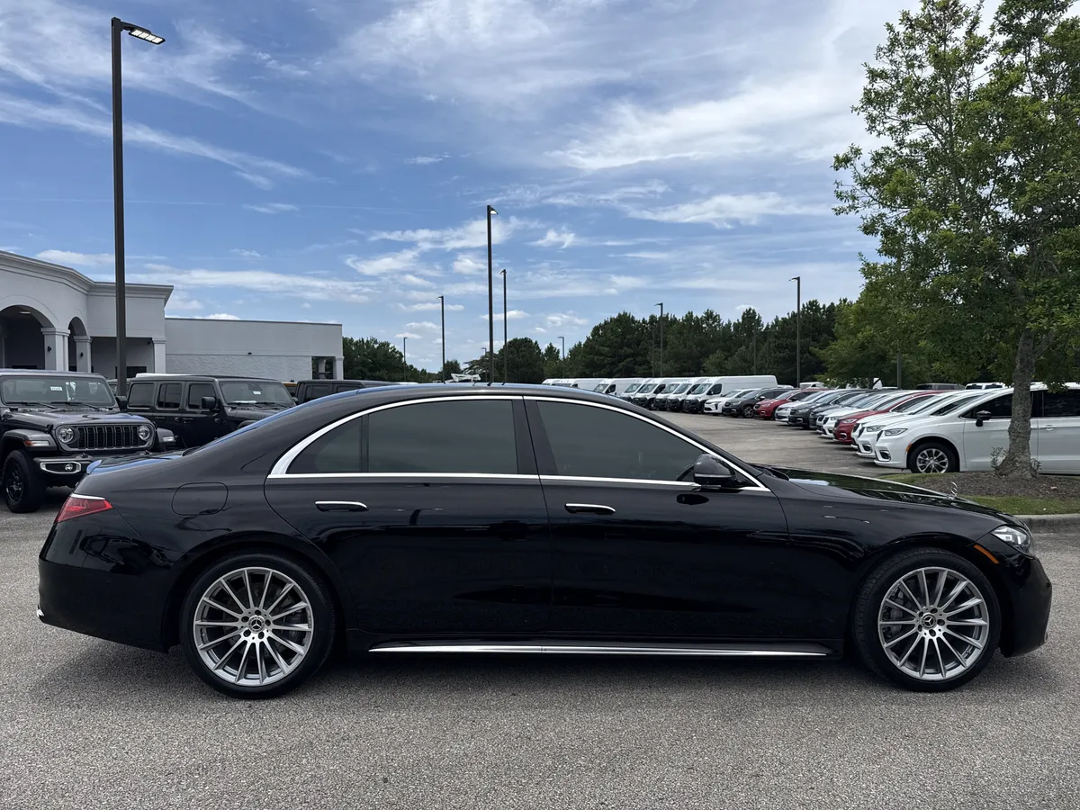 2023 Mercedes-Benz S-Class S 500 thumbnail 8