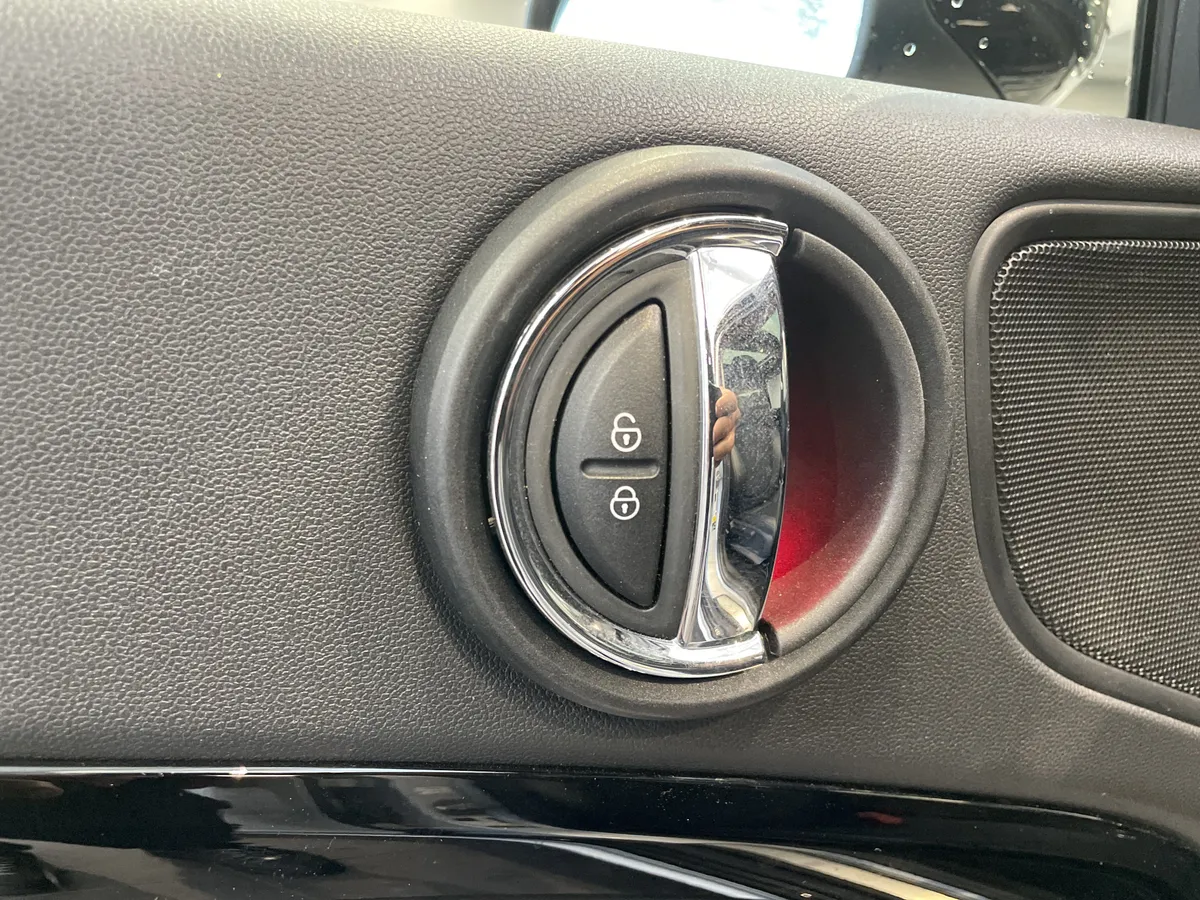 2023 MINI Countryman Cooper S thumbnail 14