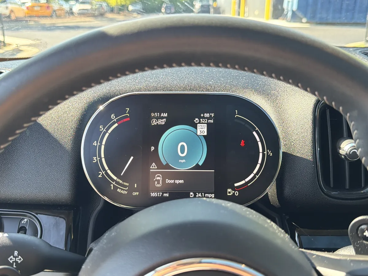 2023 MINI Countryman Cooper S thumbnail 17
