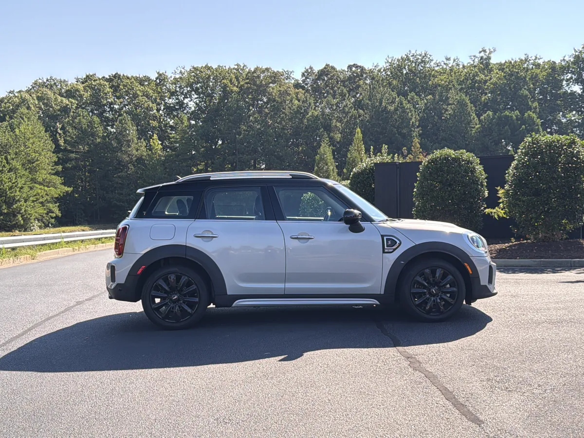 2023 MINI Countryman Cooper S thumbnail 4