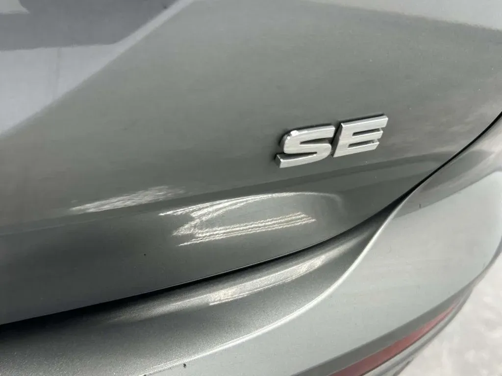 2023 Mitsubishi Outlander SE Special Edition thumbnail 11