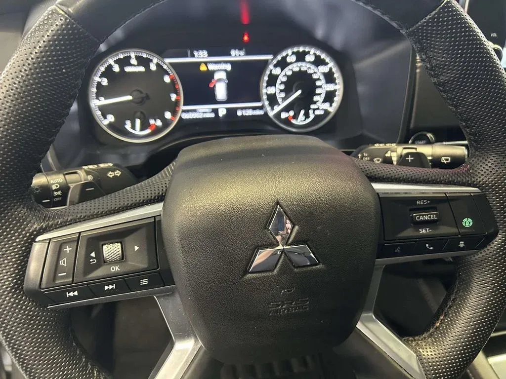 2023 Mitsubishi Outlander SE Special Edition thumbnail 19
