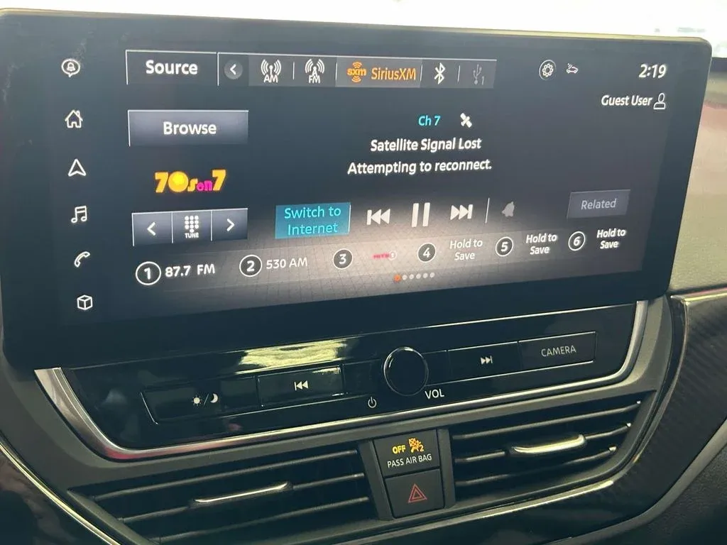 2023 Nissan Altima 2.0 SR thumbnail 25