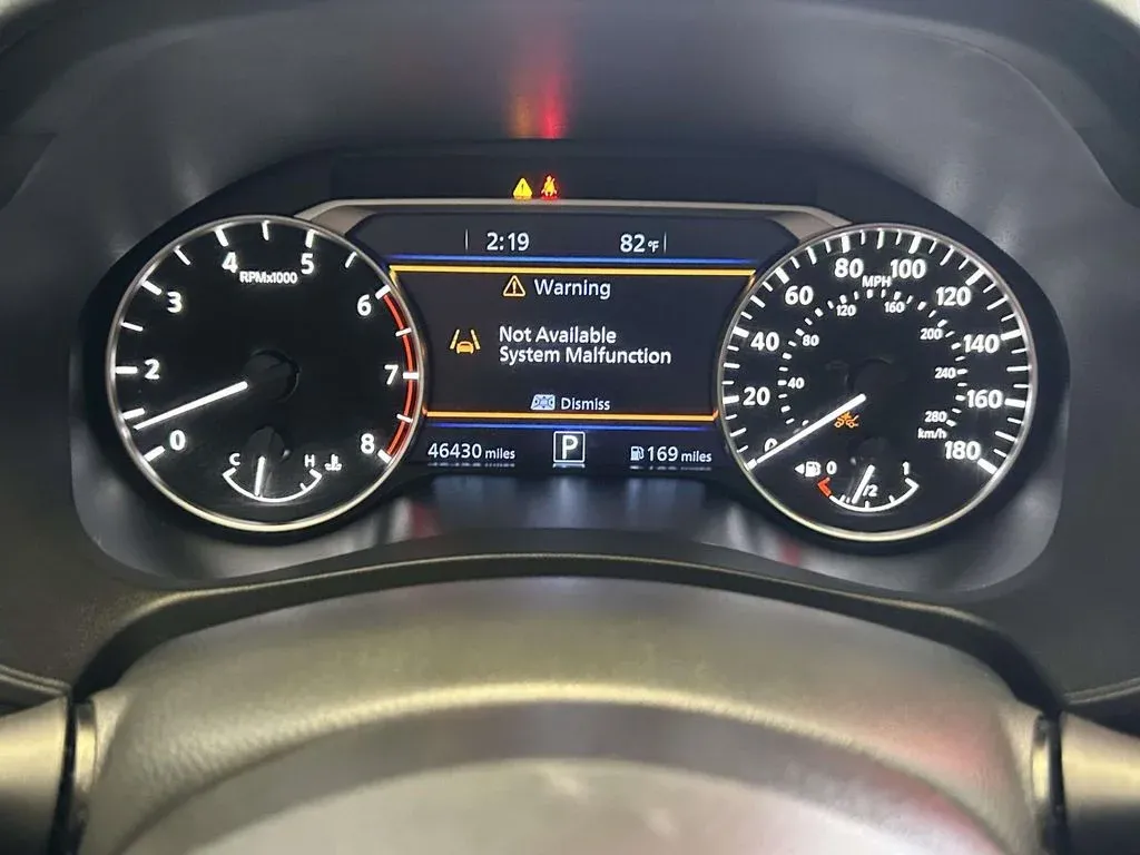2023 Nissan Altima 2.0 SR thumbnail 29